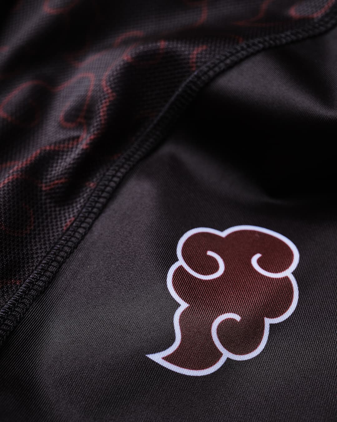 Rashguard NARUTO X ELION AKATSUKI Noir/Bordeaux- Manches Courtes - Image 3