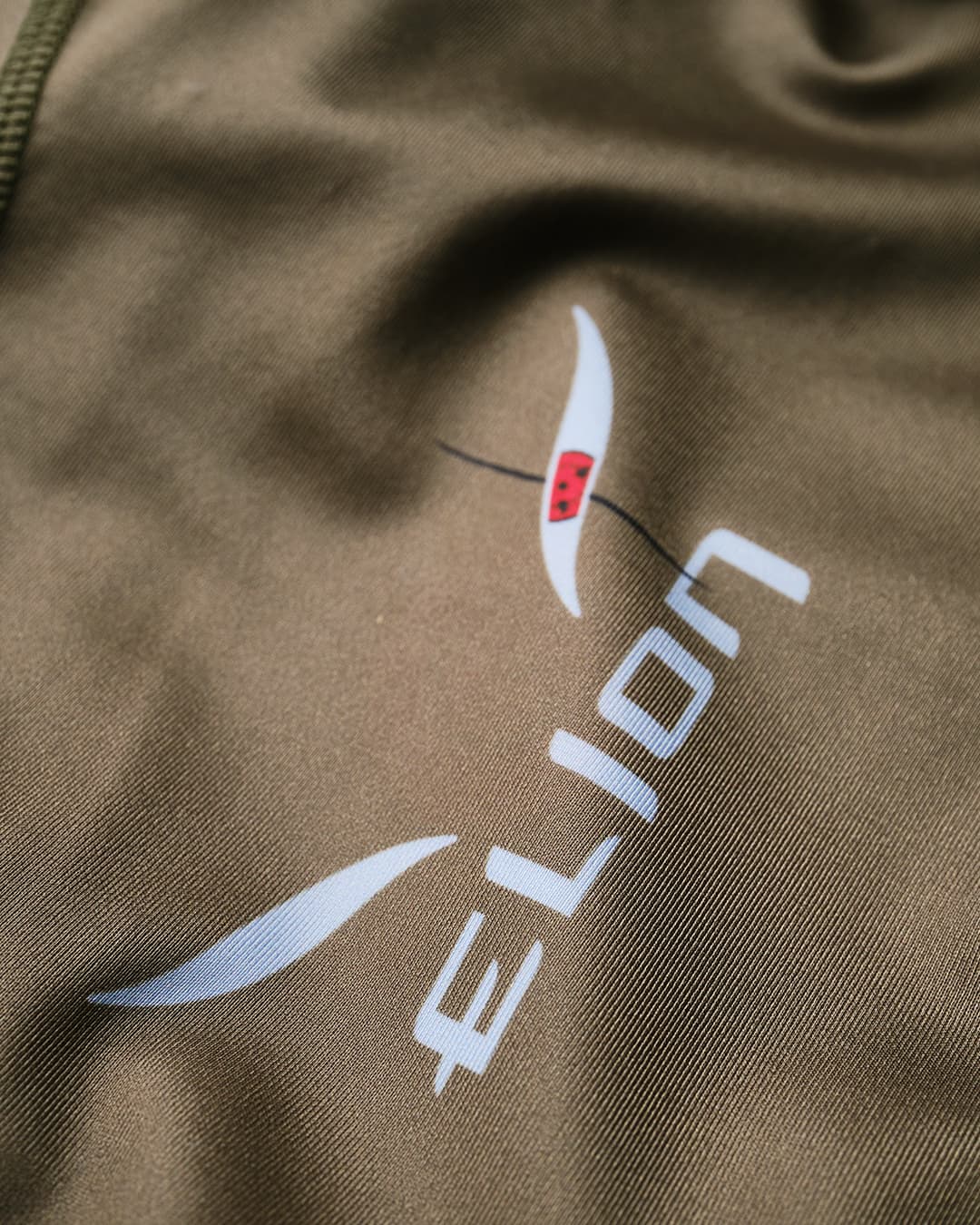 Rashguard NARUTO X ELION KAKASHI Kaki - Manches Courtes - Image 3