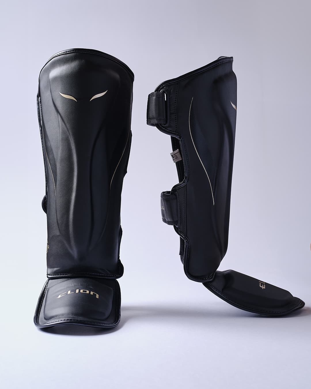 MAMBA Ultimate Protège-tibias 3 En 1 – Coques + Manchons Compression + Protège-chevilles, Design Anatomique, Mousse EVA 5mm, Pour Enfants Et Adultes