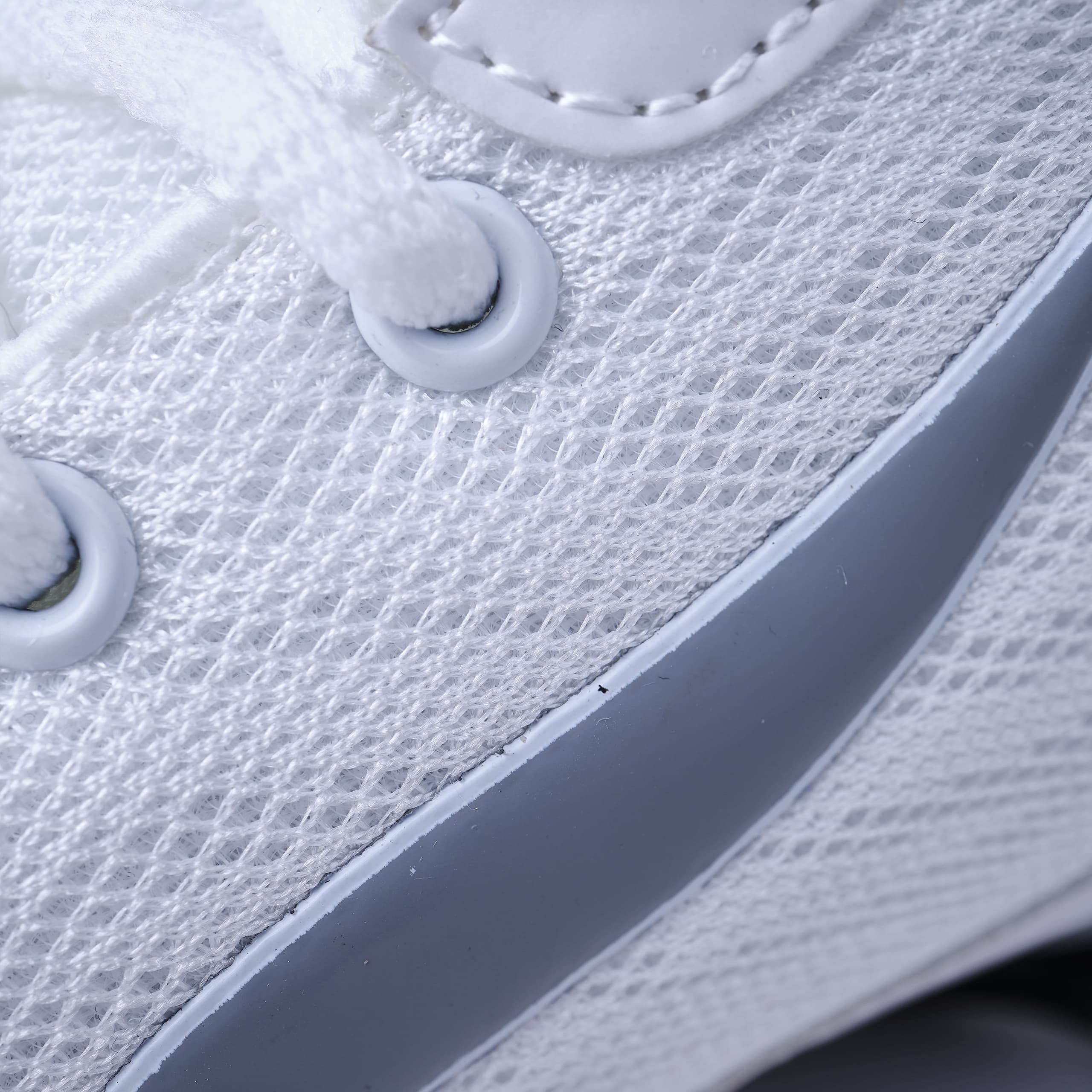 Chaussures de Boxe ELION Rapide Blanc/Gris Réfléchissantes - Image 10