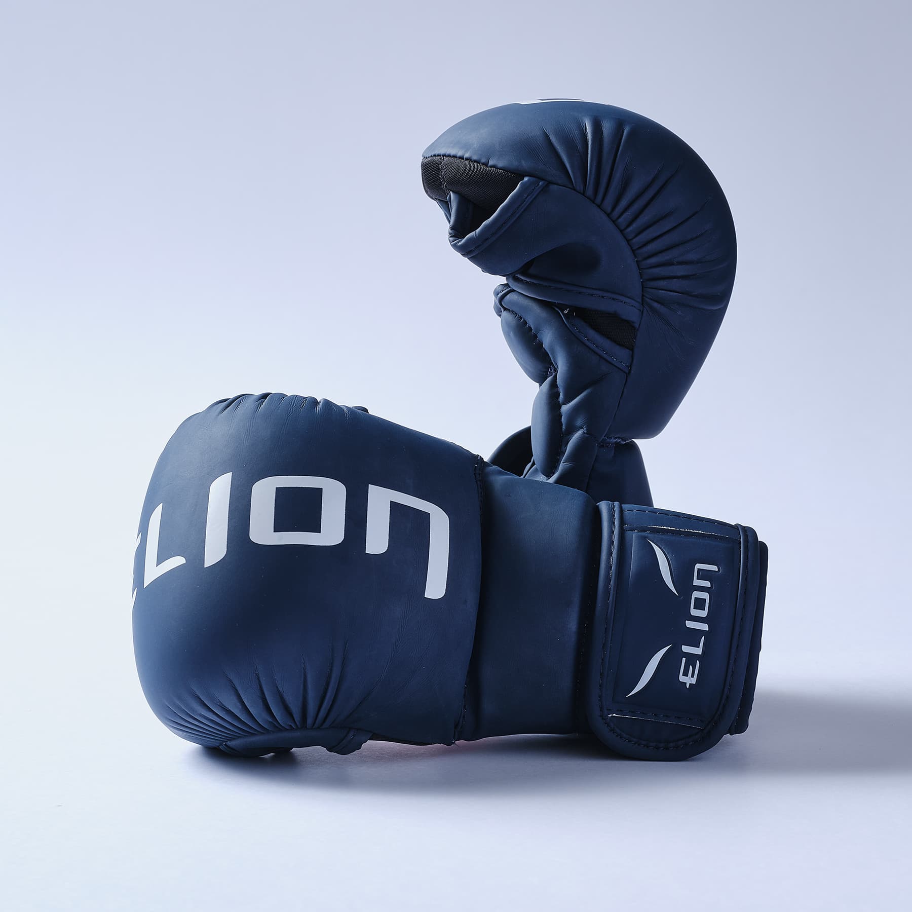 Gants MMA ELION Super Sparring - Navy/Blanc - Image 2