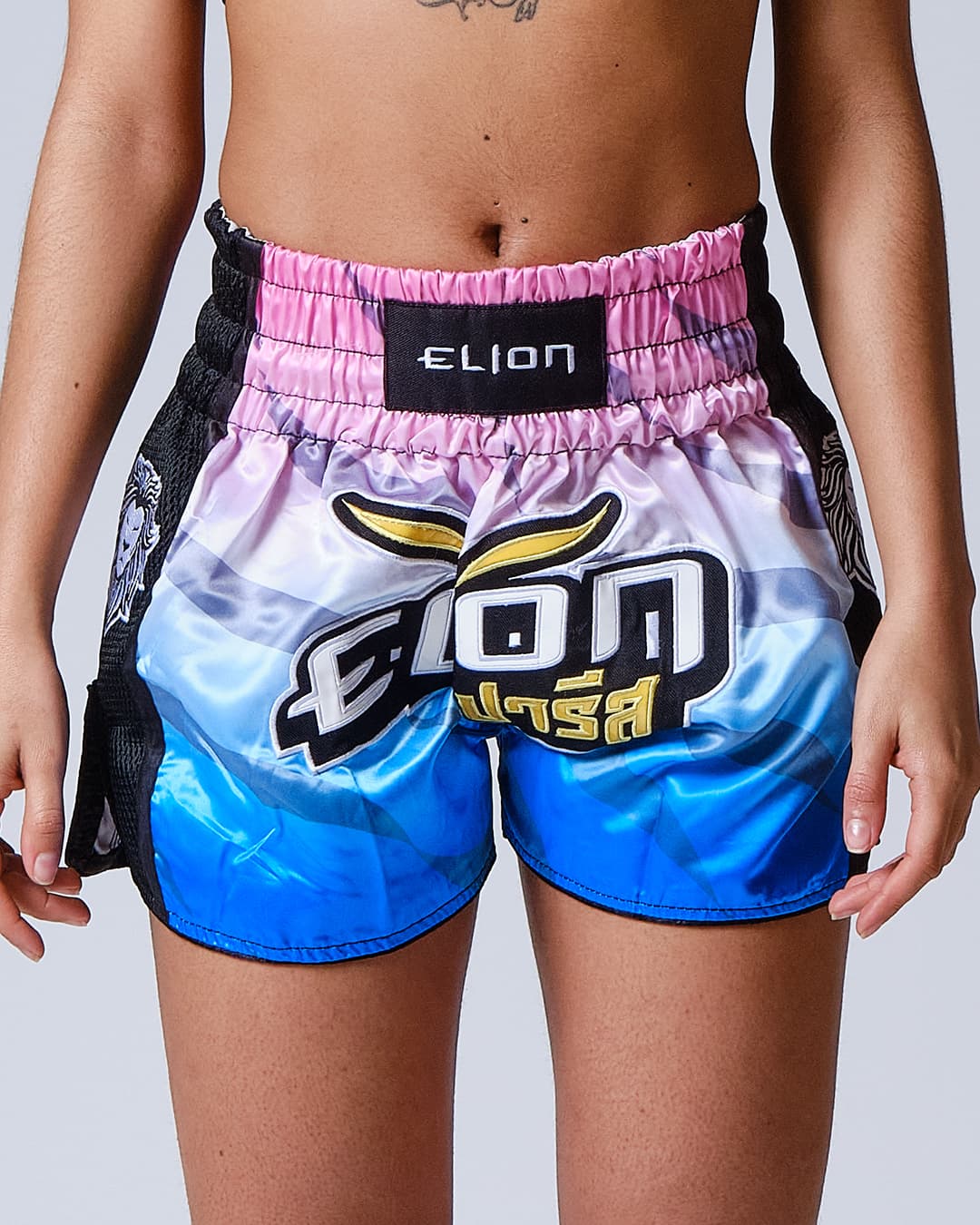 Short de Boxe Thaï ELION Raja - Rose/Blanc/Bleu - Image 5