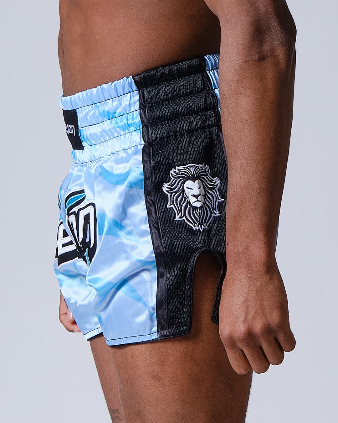 Short de Boxe Thaï ELION Raja - Sky Blue - Image 2